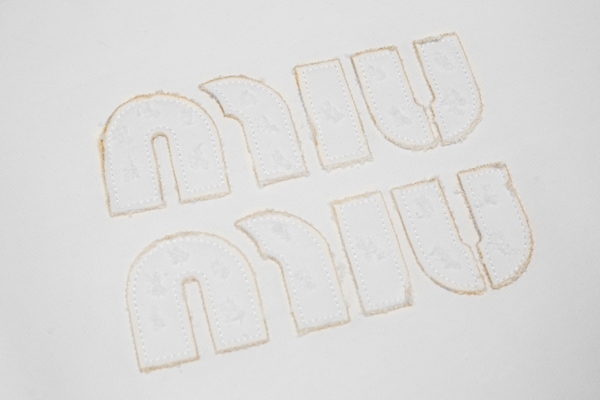 ブランドパーカー細部ディテール